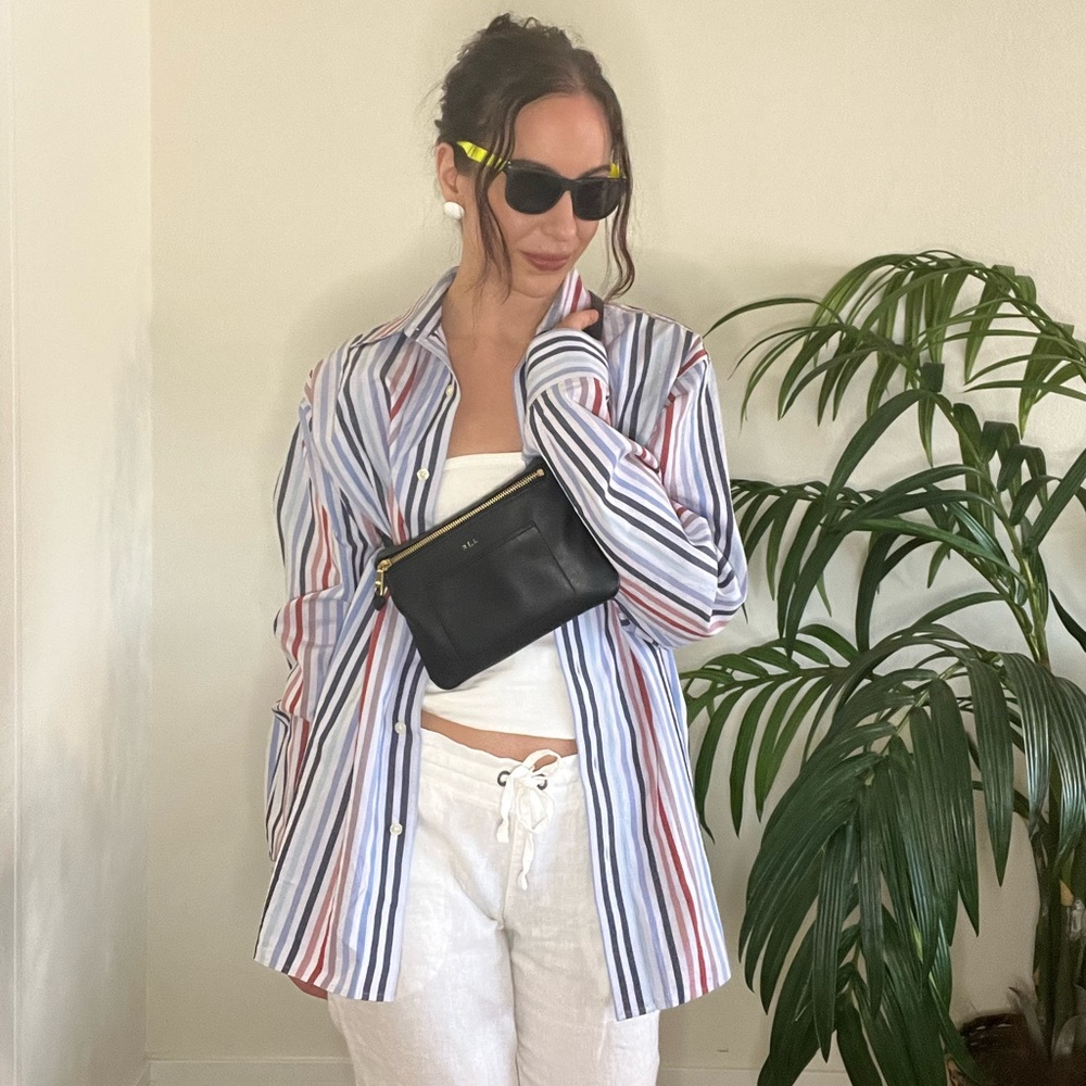 Gap Exclusive Classic Button Down - image 1